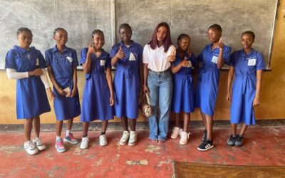 Mini-Sessions de Sensibilisation : La Fondation YUNUS au Lycée Bilingue de Nkoleton